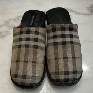Burberry Checkered  Loafers - Beige and Black